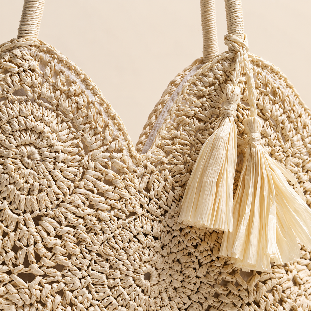 Hollow Weave Tassel Bag, close-up of the rosette crochet texture