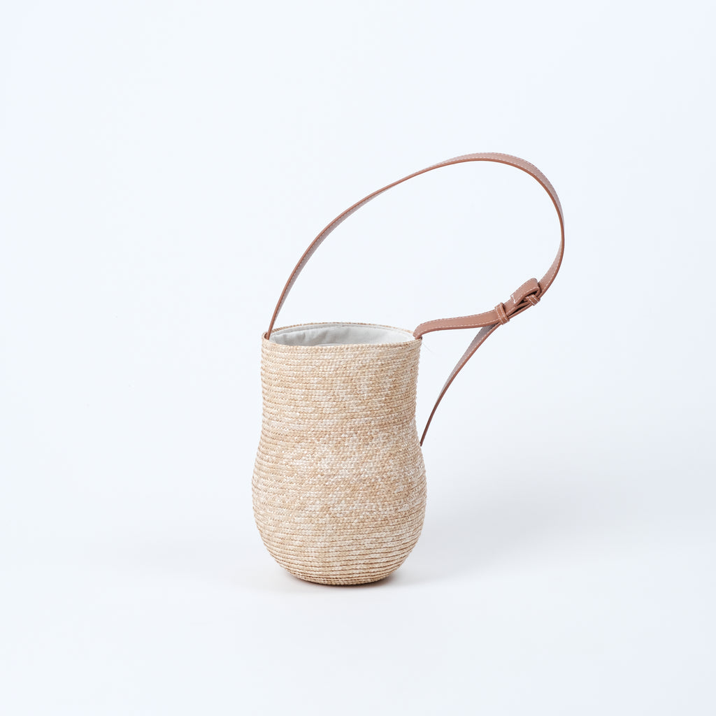 New Gourd-Shaped Straw Shoulder Bag  Hand-Woven Wheat Straw Purse for Daily Styling & Relaxed Outings