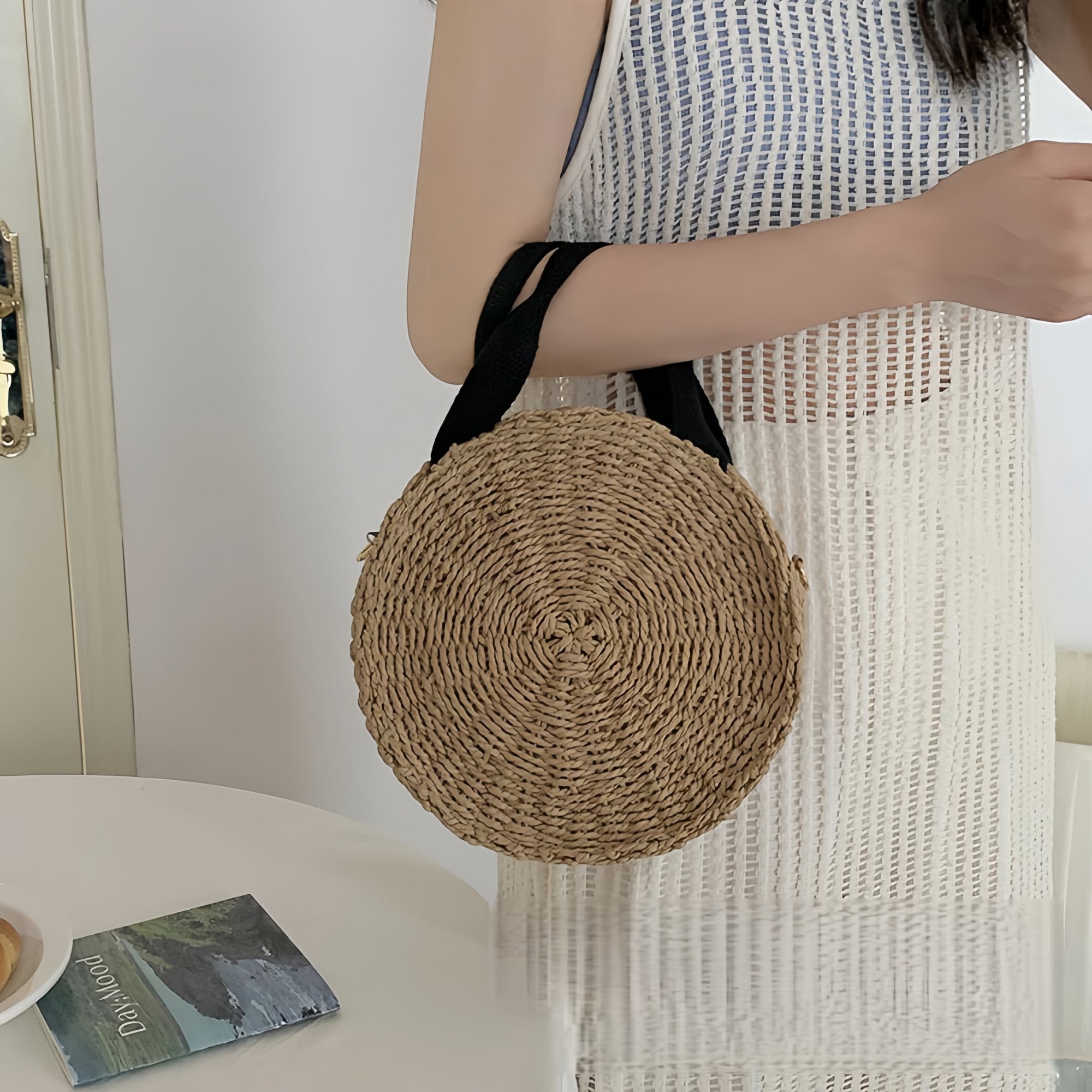 Korean Style Round Woven Paper Straw Crossbody Bag  Small Handheld Beach Vacation Purse Secondary image