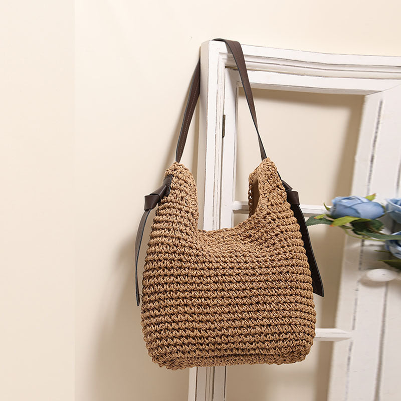 Tassel Straw Cylinder Shoulder Bag Large Capacity Woven Beach Vacation Purse