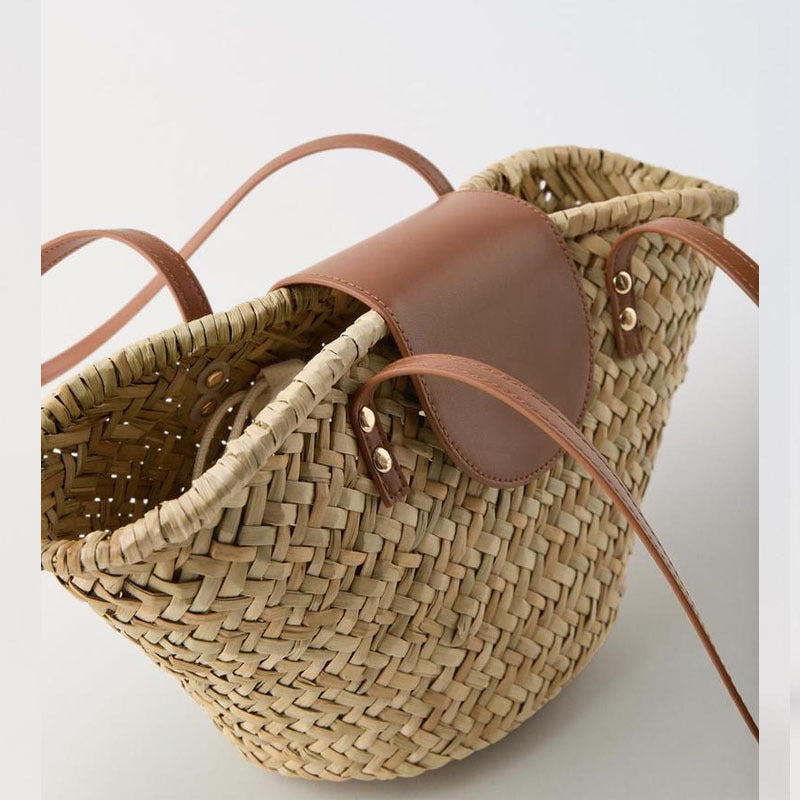 Natural Grass Shoulder Bag with Flap  Woven Shell-Shape Straw Handbag, Beach Vacation Tote, Casual Summer Purse