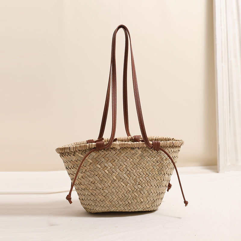 Fresh Floral Embroidered Raffia Shoulder Bag  Large Capacity 2025 Summer Triangle Beach Tote