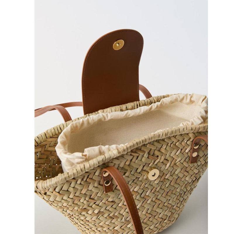 Natural Grass Shoulder Bag with Flap  Woven Shell-Shape Straw Handbag, Beach Vacation Tote, Casual Summer Purse
