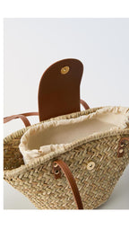 Natural Grass Shoulder Bag with Flap  Woven Shell-Shape Straw Handbag, Beach Vacation Tote, Casual Summer Purse