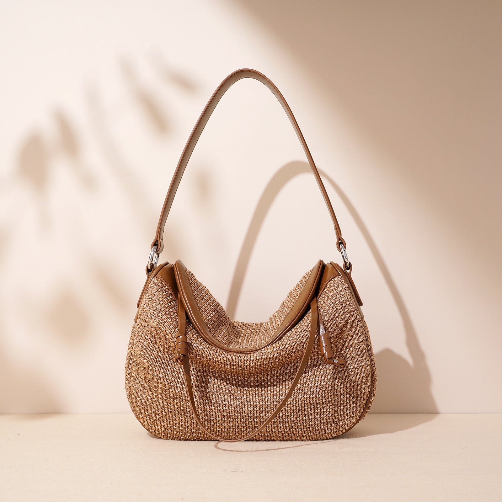 PP Straw Woven Hobo Shoulder Bag  Microfiber Leather Slouchy Crossbody, Medium Dumpling Shape Everyday Handbag