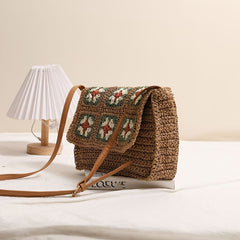 Vintage Floral Woven Crossbody Bag  Medium Straw Shoulder Bag with Flap, Holiday Beach & Summer Outfit Bag