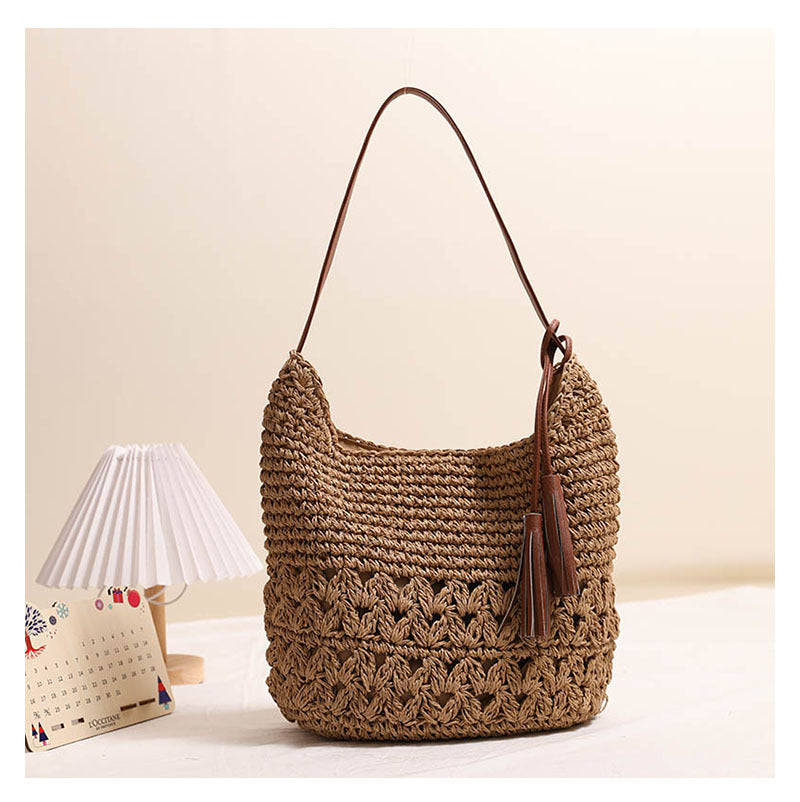Heart Tassel Woven Straw Shoulder Bag Hollow Out Beach Handbag for Vacation Travel