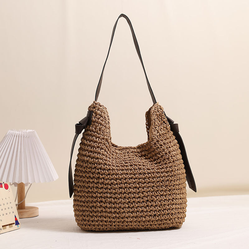 Tassel Straw Cylinder Shoulder Bag Large Capacity Woven Beach Vacation Purse