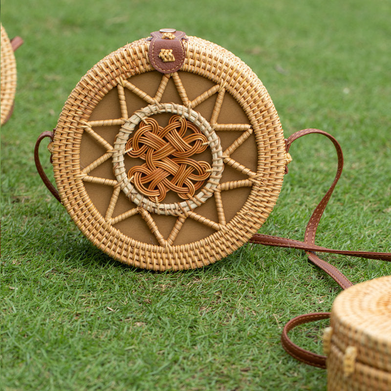 Handwoven Rattan Round Crossbody Bag with Chinese Knot Detail – Mini Wicker Basket Bag (20 × 8 cm)