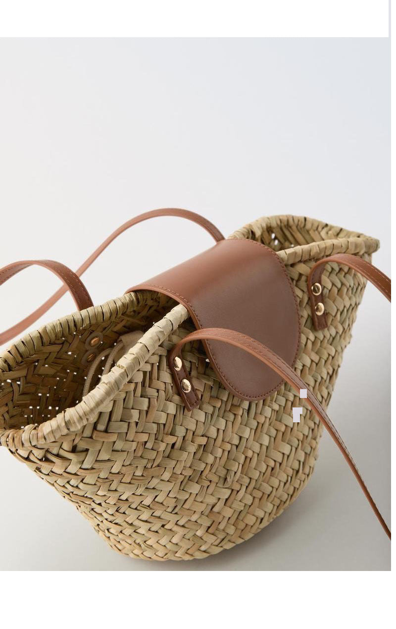 Natural Grass Shoulder Bag with Flap  Woven Shell-Shape Straw Handbag, Beach Vacation Tote, Casual Summer Purse