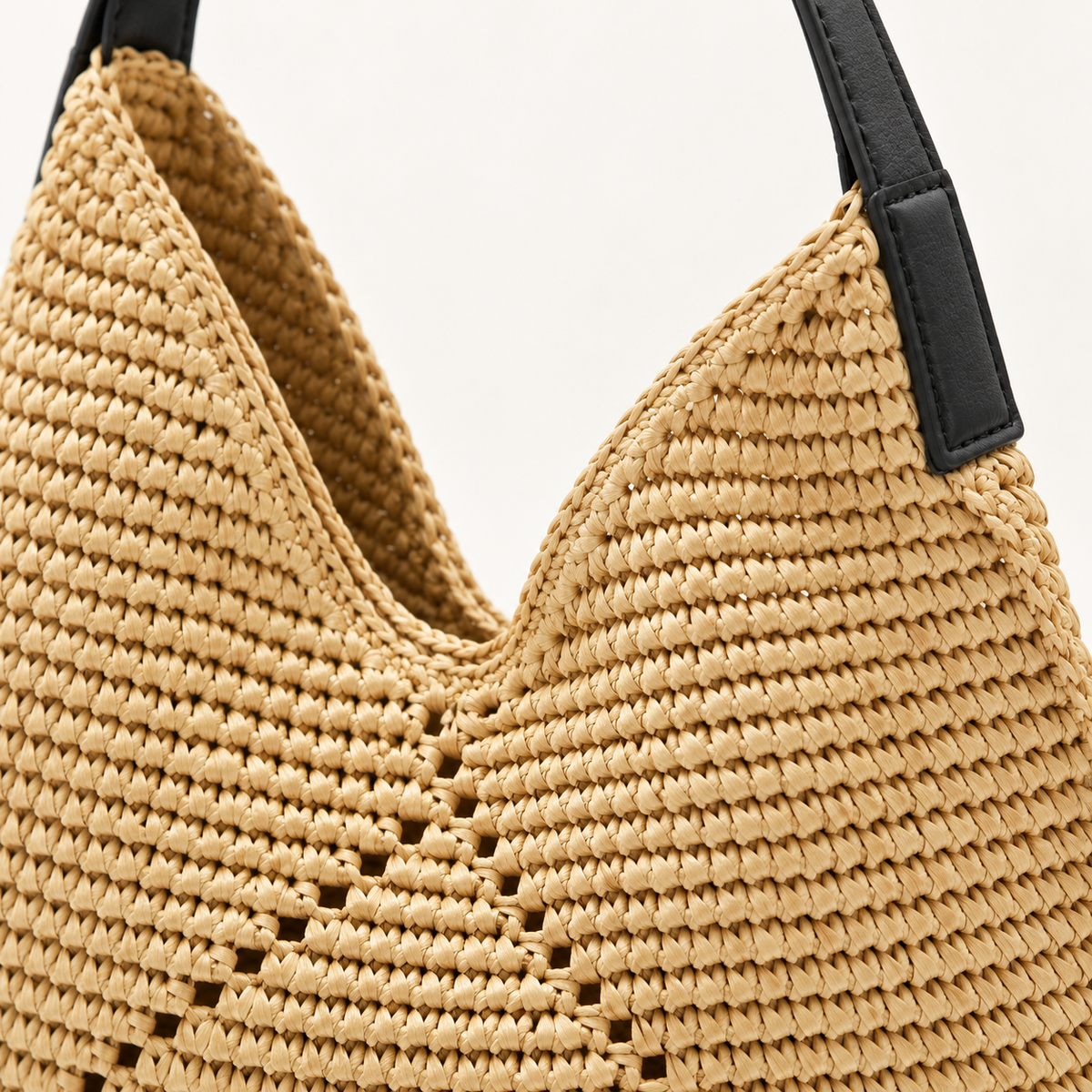 Triangle Stitch Paper Woven Hobo, close-up of the paper weave and visible construction